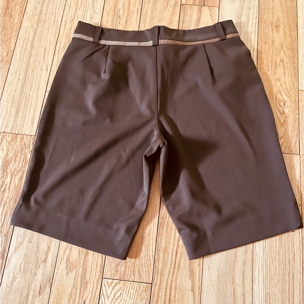 Brown shorts 34”